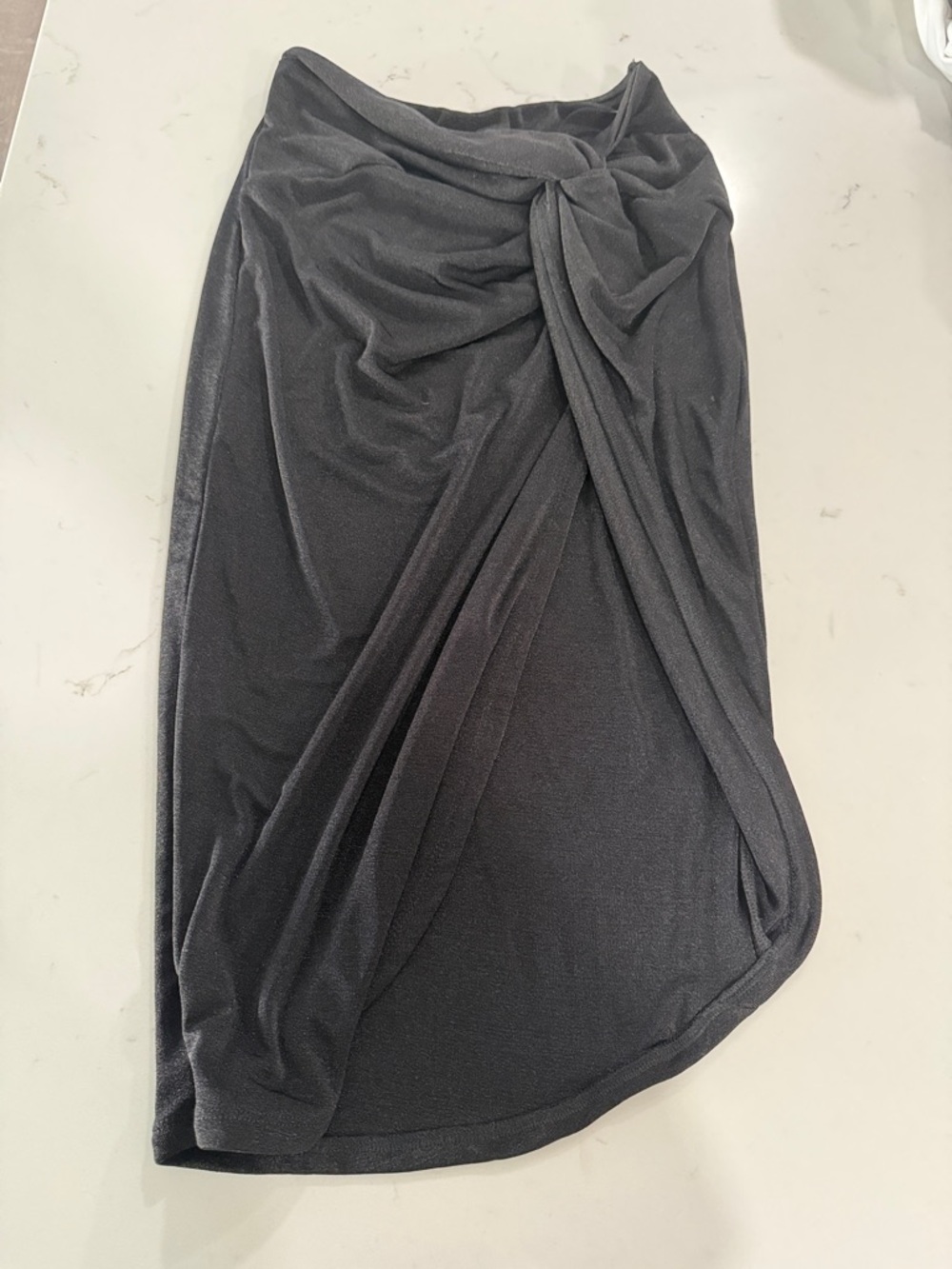 JLUXLABEL Black Twist-Front Midi Skirt